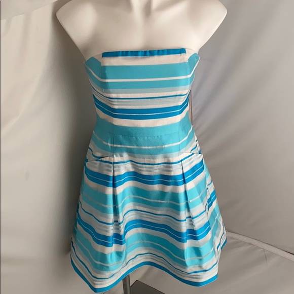 Lilly Pulitzer Blossom blue/white strapless dress